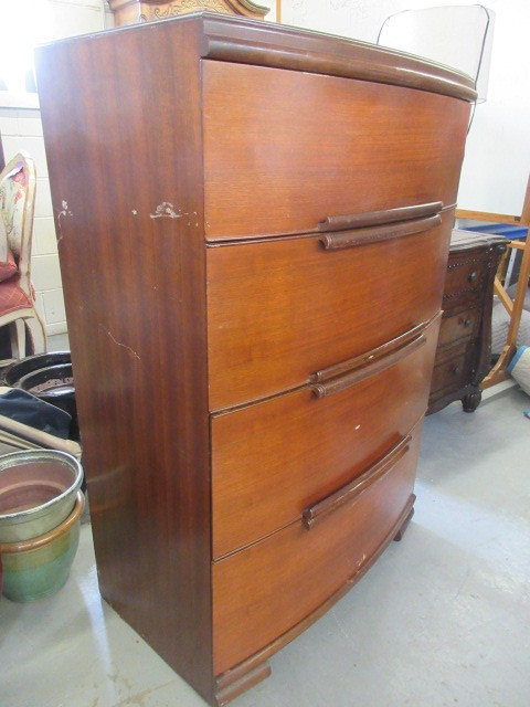 lot 718 image: BOW FRONT DRESSER