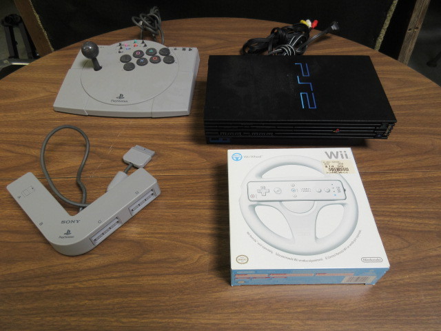 lot 734 image: PLAYSTATION 2 AND ACCESSORIES