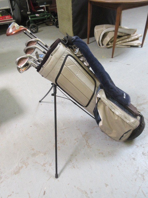 lot 755 image: GOLF CLUBS