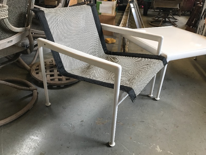 2 SHORT PATIO  POOL CHAIRS & TABLE