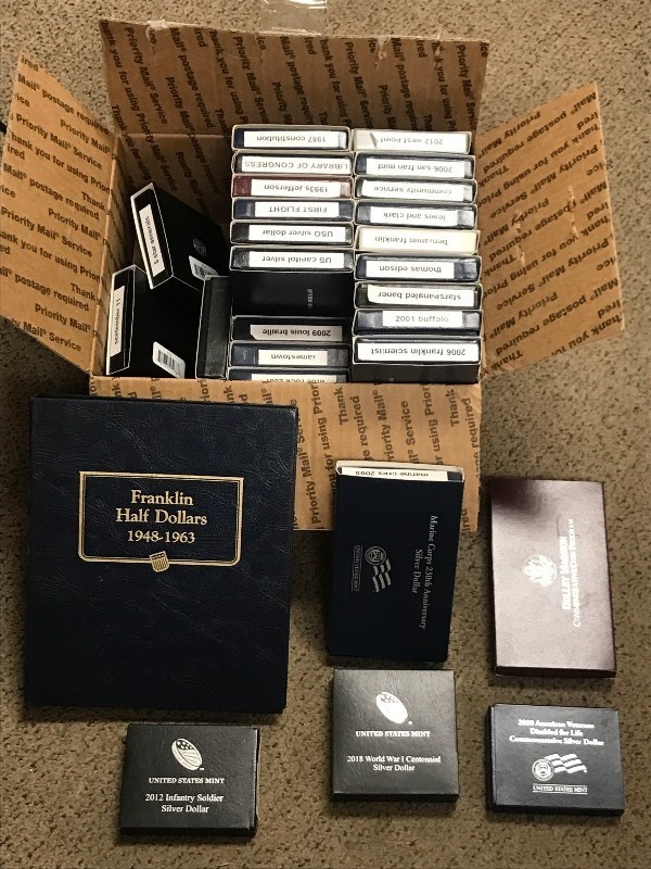 Large Lot Of Commemorative Coin Box...