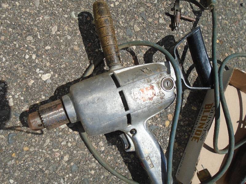 lot 16 image: Power Tools