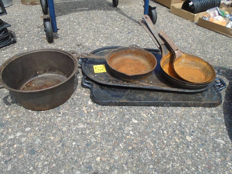 lot 52 image: Cast Iron