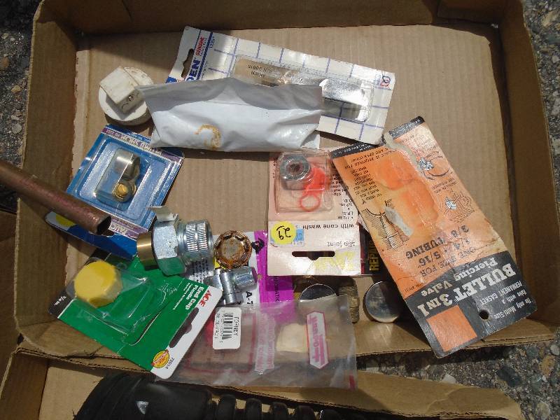 lot 49 image: Plumbing Items