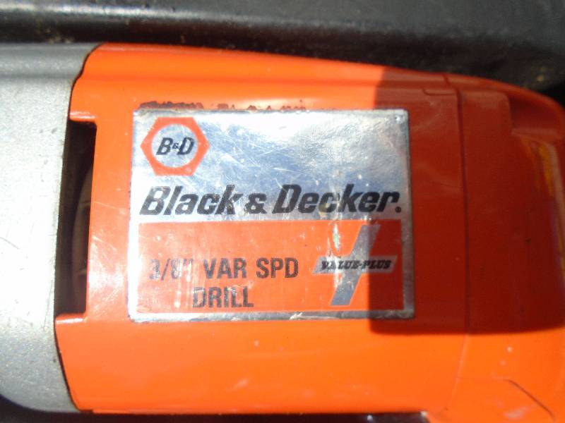 lot 38 image: Drill