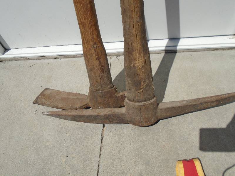 lot 31 image: Pick Axes