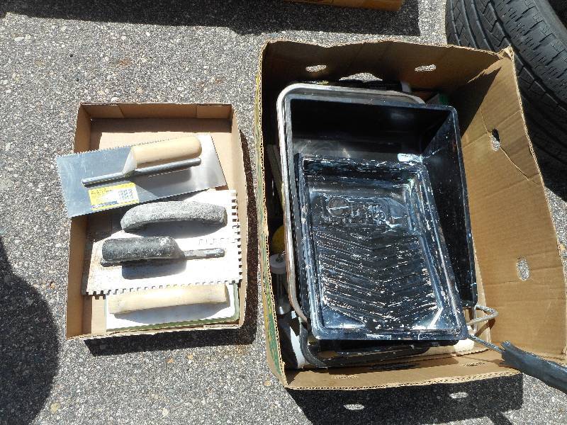 lot 35 image: Paint and Drywall Tools