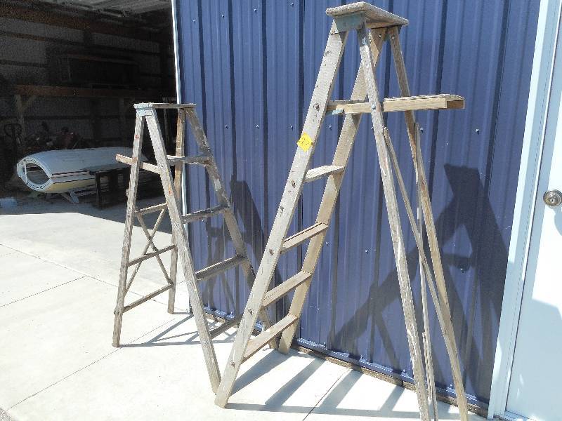 lot 27 image: Ladders
