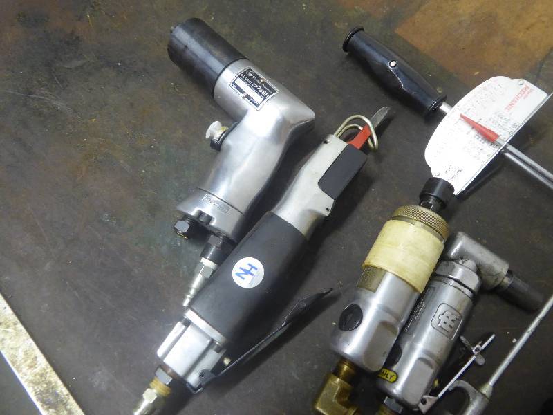 lot 15 image: Pneumatic Hand Tools Lot