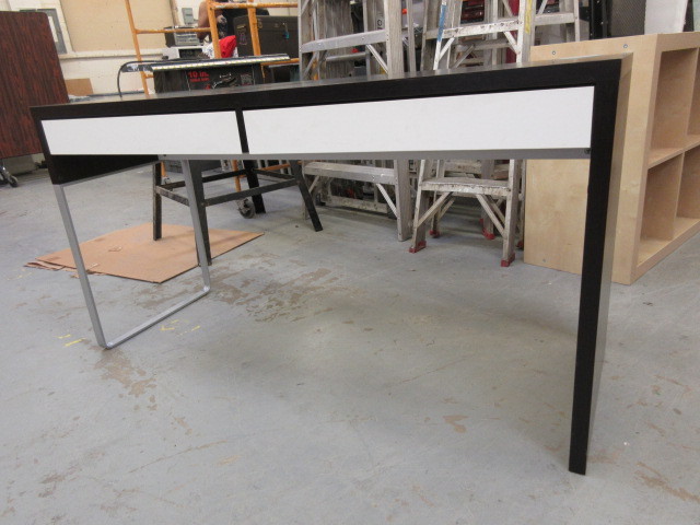lot 814 image: 2 DRAWER IKEA DESK