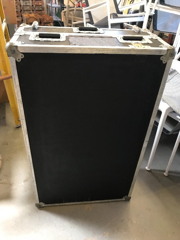 SANYO 12K PROJECTOR W PROFESSIONAL ROAD CASE