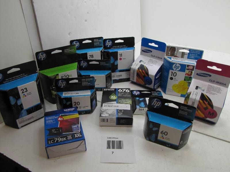 lot 7 image: LOT OF SORTED PRINTER INKS AND TONERS