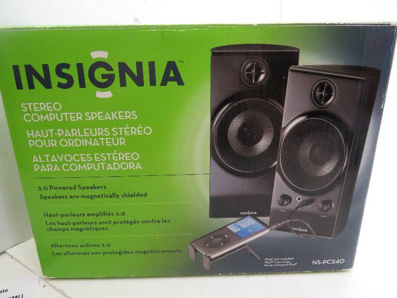 lot 34 image: Insignia Compact Stereo Speakers for your Ipod, MP3 players, and Cell phones
