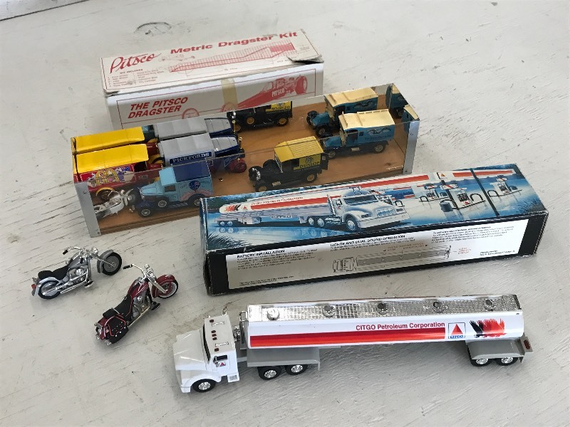 Lot Of (3) Scale Model Die-Cast Col...