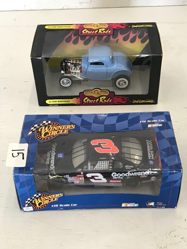 Lot Of (2) 118-Scale Die-Cast Coll...