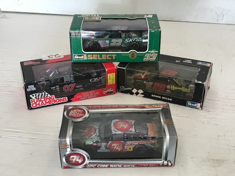 Lot Of (4) 124-Scale Die-Cast Coll...