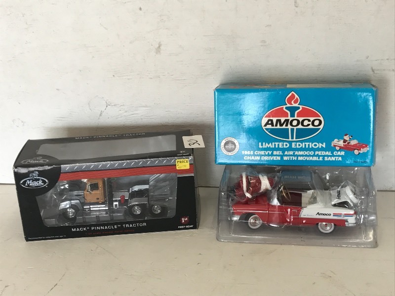 Lot Of (2) 118-Scale Die-Cast Coll...