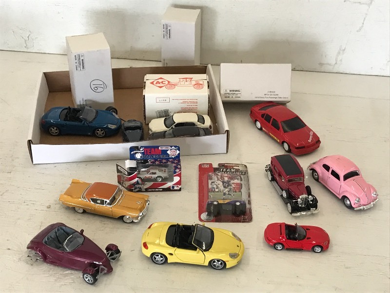Flat Of Assorted Collectible Scale ...