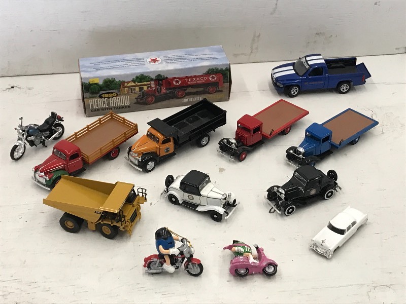 Flat Of Assorted Scale Model Toys &...