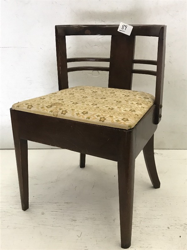 Antique Wooden Chair ...