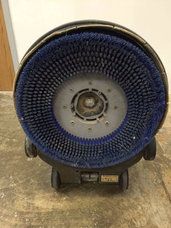 lot 447 image: Advance Advolution 20xp Electric Floor Scrubbing Machine  Burnisher