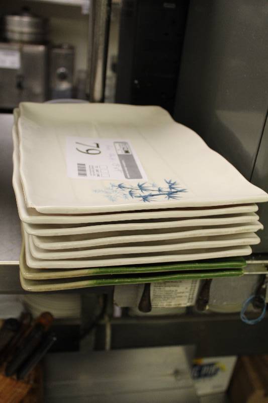 lot 79 image: Lot of (8) Rectangle Serving Plates