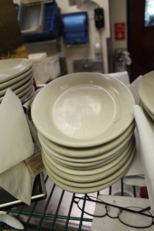 lot 74 image: Lot of (10) Serving Plates