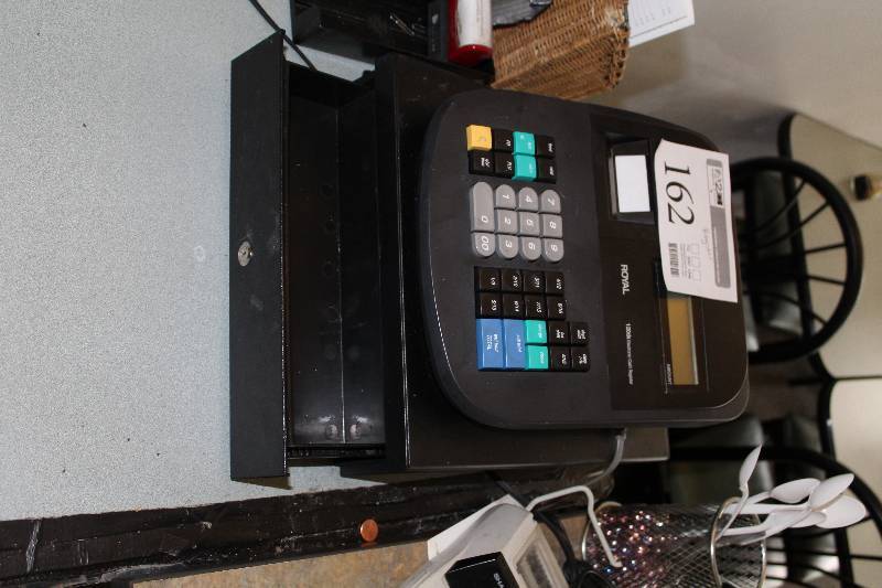 lot 162 image: Royal Cash Register