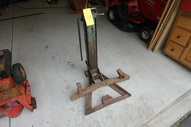 Walker Model 97 Hydraulic Bumper Jack