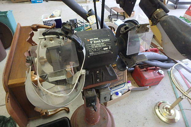 Bench Grinder on Stand
