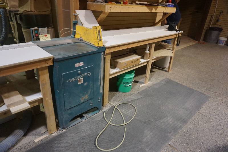 lot 8 image: Whirlwind Model 12R Commercial 18 Cut OffUp Cut Saw