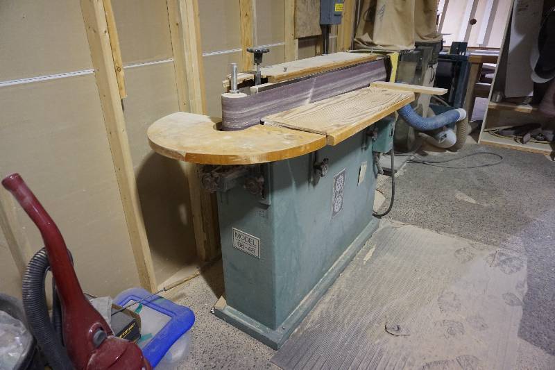 lot 3 image: Crouch Model 66-48 Commercial Edge Sander