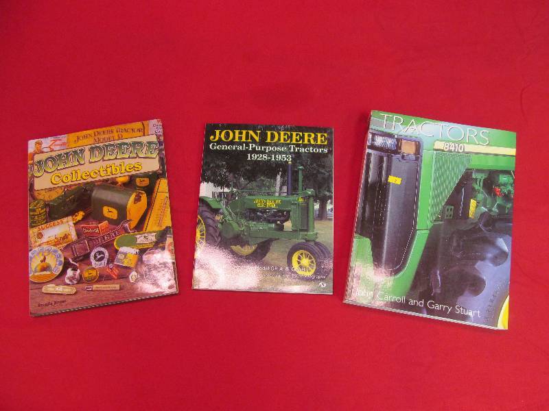 lot 2 image: Large Paper Back Book on Tractors