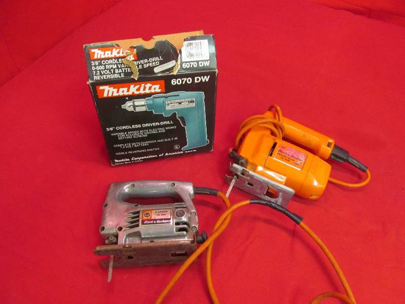 lot 69 image: 2 Black & Decker Jig Saws- Makita 38 Cordless DriverDrill