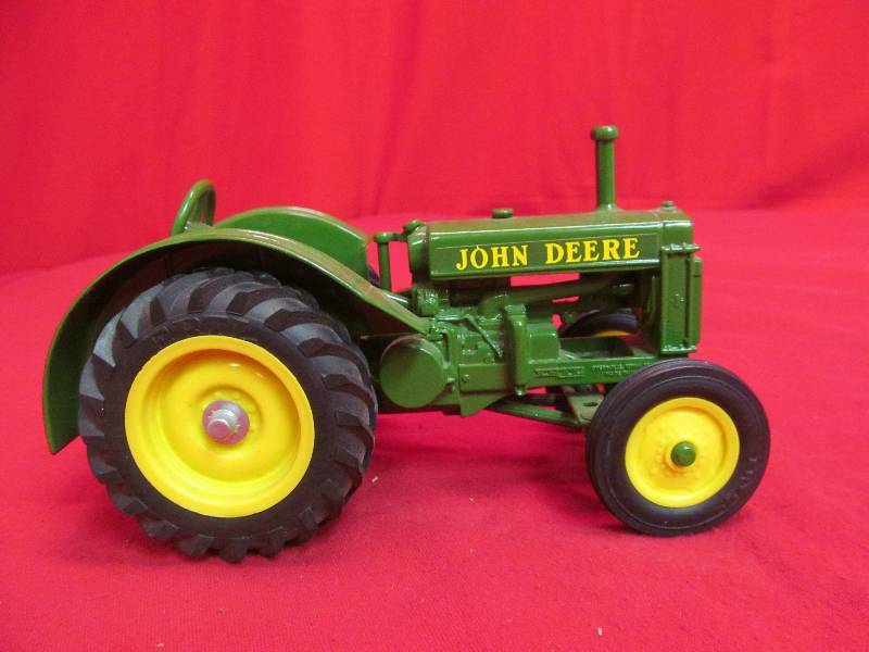 lot 75 image: John Deere