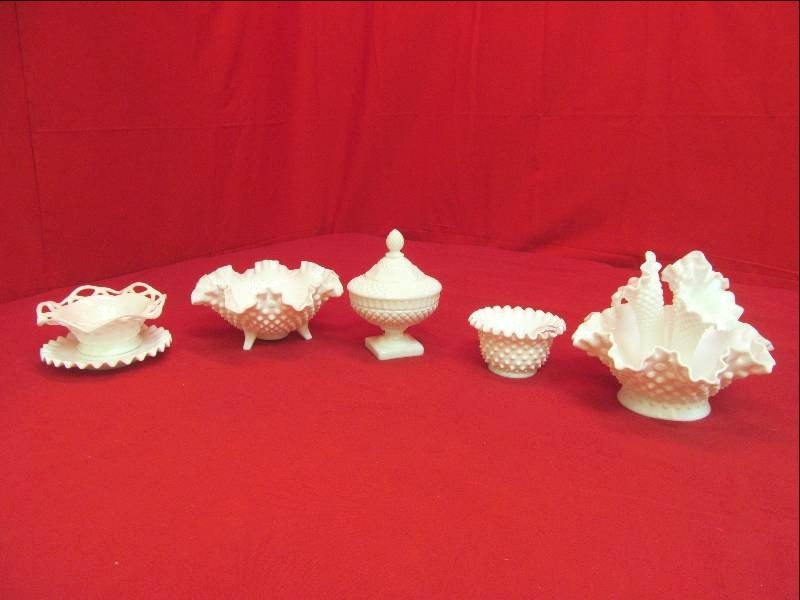 lot 96 image: Group of Beautiful Milk Glass Glassware, Unique Bowl with 3 Flower Inserts, Fenton Glass 4 Piece Diamond Lace Ruffled Bowl