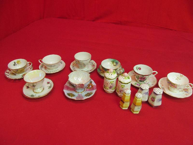lot 103 image: Group of Fine China Cup & Saucer Sets, 3 Vintage Salt & Pepper Sets