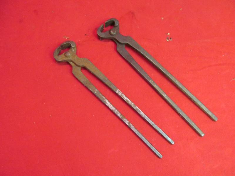 lot 139 image: 2 Vintage Fencing PlierCutters