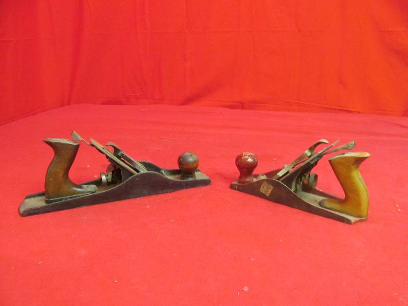 lot 172 image: 2 Vintage Wood Panes