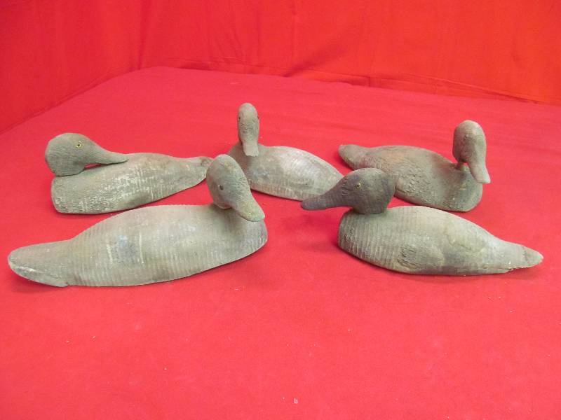 lot 175 image: Group of Vintage Duck Decoys