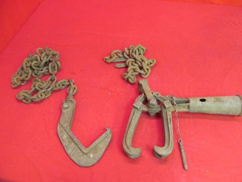 lot 209 image: Vintage ClampPulley