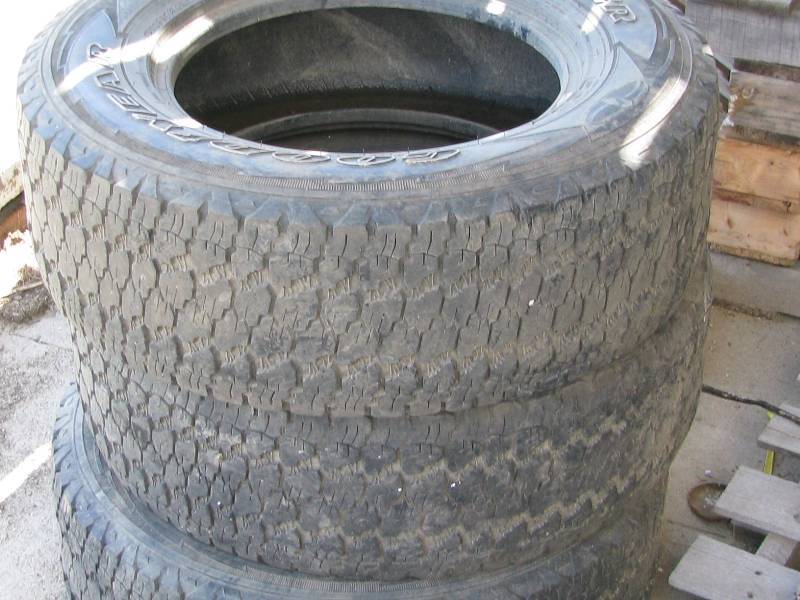 lot 3 image: Goodyear Wrangler