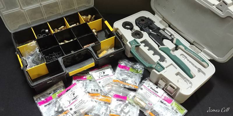 lot 6 image: Masterforce Pex Crimping Kit with fittings assortment