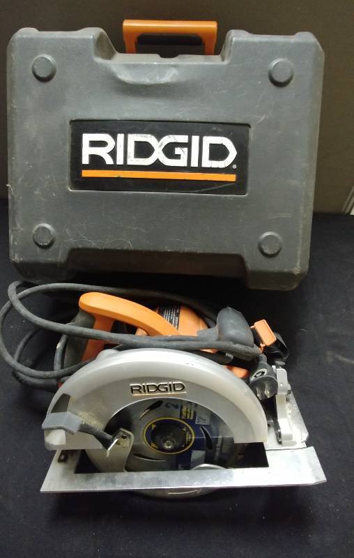 lot 8 image: Ridgid Skillsaw with hardcase