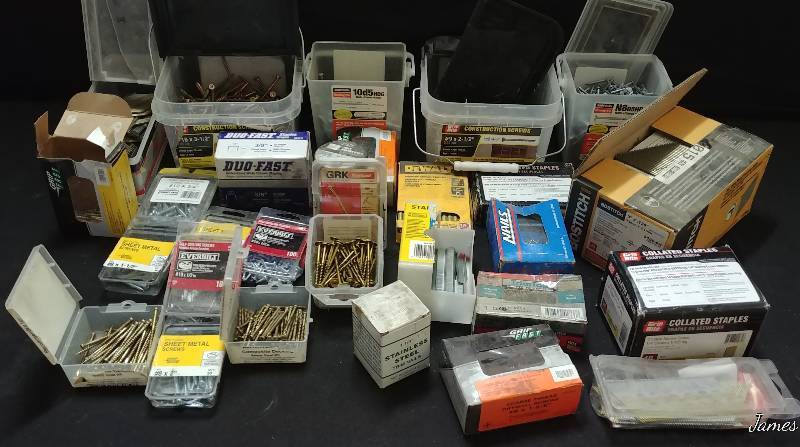 lot 34 image: Assorted Fastners