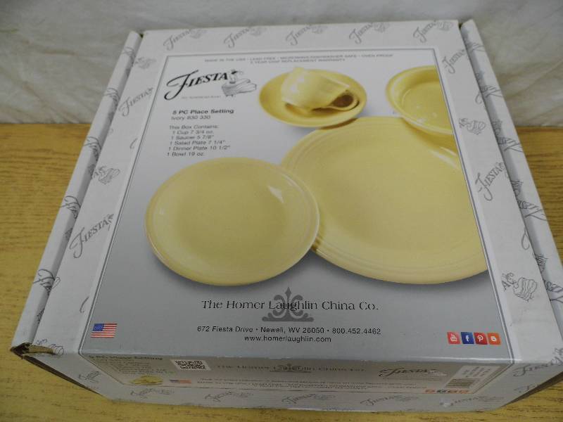 New Fiesta 5 Piece Place Setting