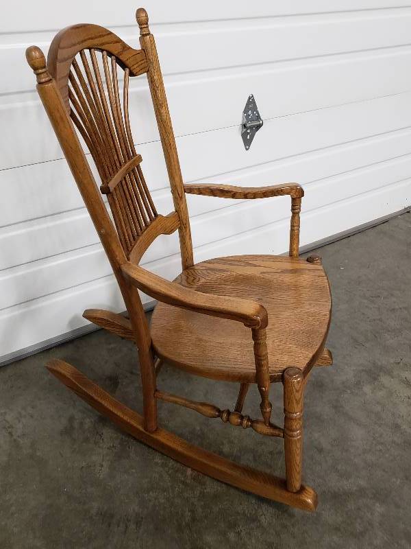 lot 38 image: Solid Oak Antique Styled Rocking Chair