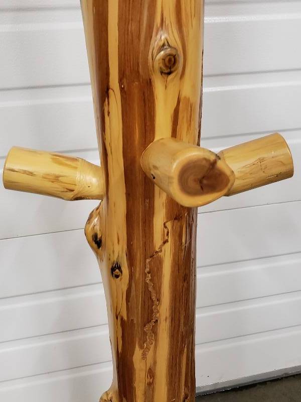 lot 48 image: Solid Pine Rustic Coat Tree with Pegs