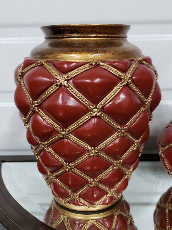 lot 147 image: (2) Matching Vase and Covered Container