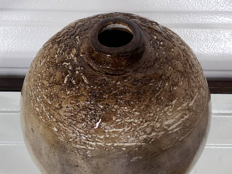 lot 151 image: Fantastic Looking Glazed Pottery Vase